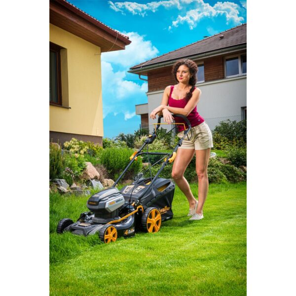 Riwall PRO RALM 4640 SPi - akkumulátoros önjáró fűnyíró szénkefe nélküli motorral 4 az 1-ben, 40 V (akku és töltő nélkül) - Image 6