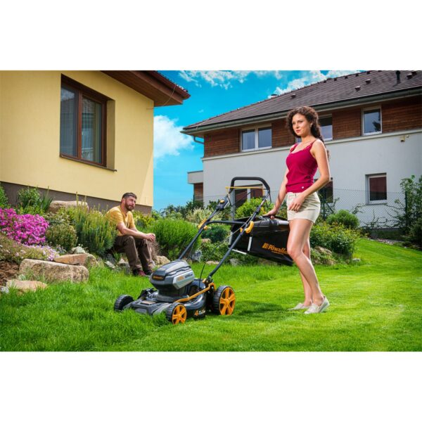 Riwall PRO RALM 4640 SPi - akkumulátoros önjáró fűnyíró szénkefe nélküli motorral 4 az 1-ben, 40 V (akku és töltő nélkül) - Image 7