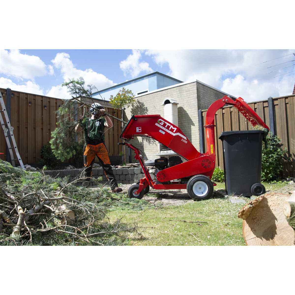 MSGTS1305WDG15_GTS1300WDG_10 GTM GTS 1300 WDG Benzinmotoros önjáró ágaprító - Image 1